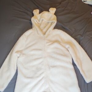 Adorable fuzzy white romper S:0X